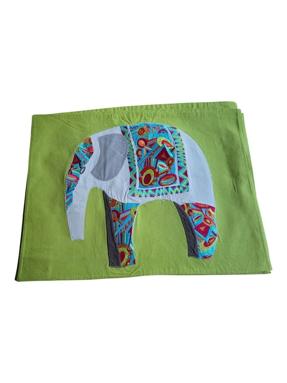 Crate & Barrel Embroidered Elephant Placemats Set Of 5